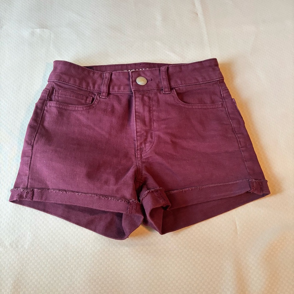 American Eagle Super Stretch Hi‎ Rise Shortie size 00 Maroon Shorts